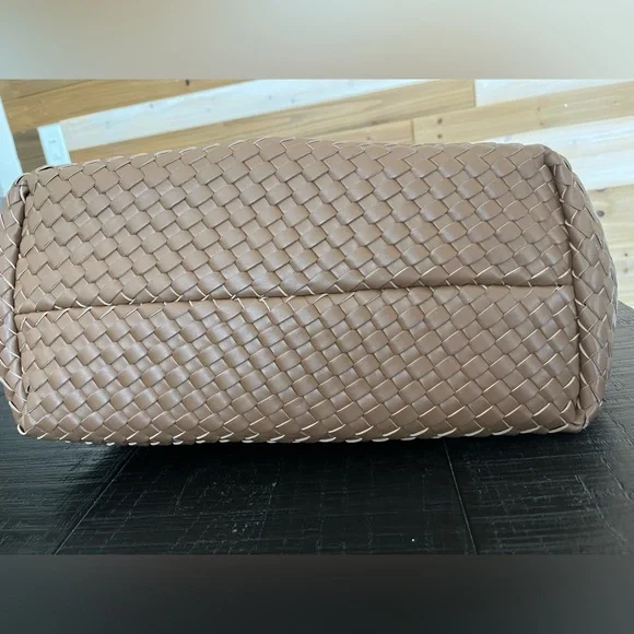 Anthropologie Woven Faux Leather Tote Tan - Picture 6 of 9